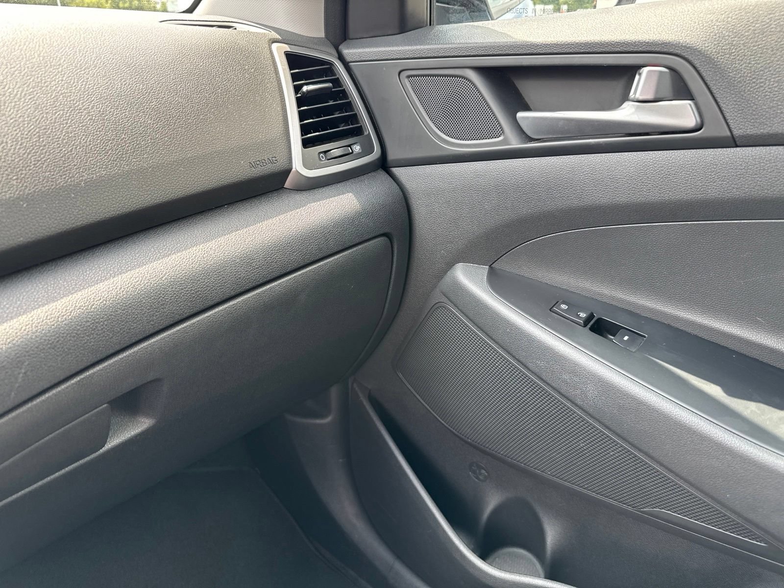 Used 2016 Hyundai Tucson Sport FWD image 25