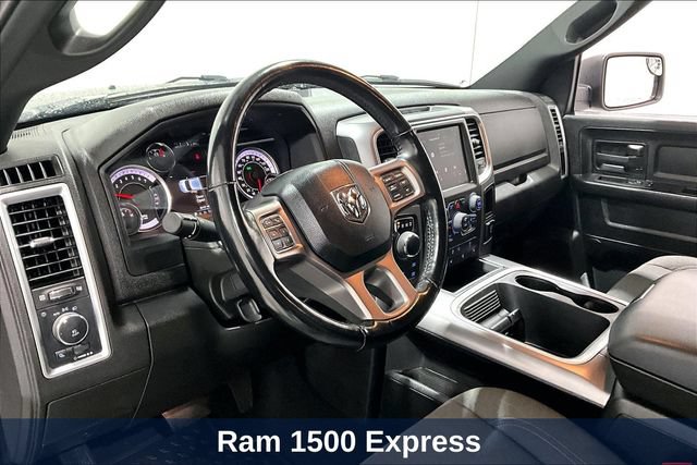 Used 2022 RAM 1500 Express w/ Ceramic Grey Express Package AWD/4WD image 24
