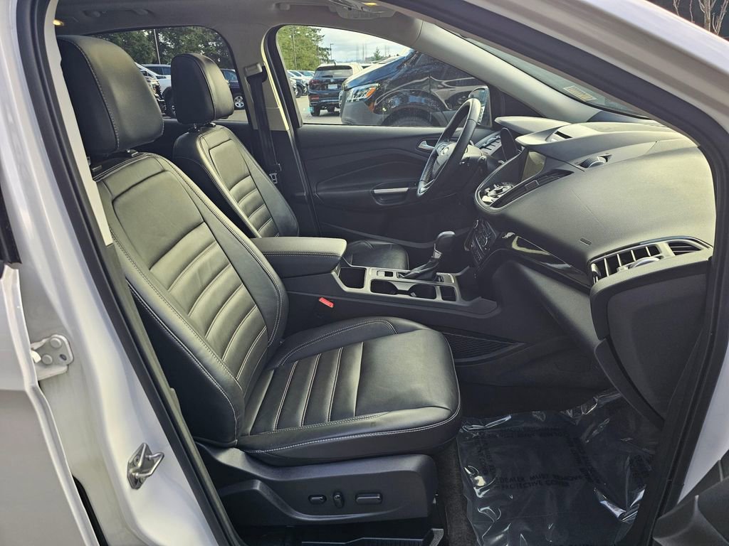 Used 2017 Ford Escape Titanium w/ Equipment Group 301A image 11