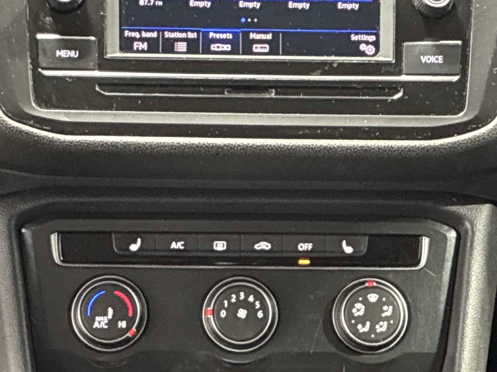 Used 2023 Volkswagen Tiguan S image 16