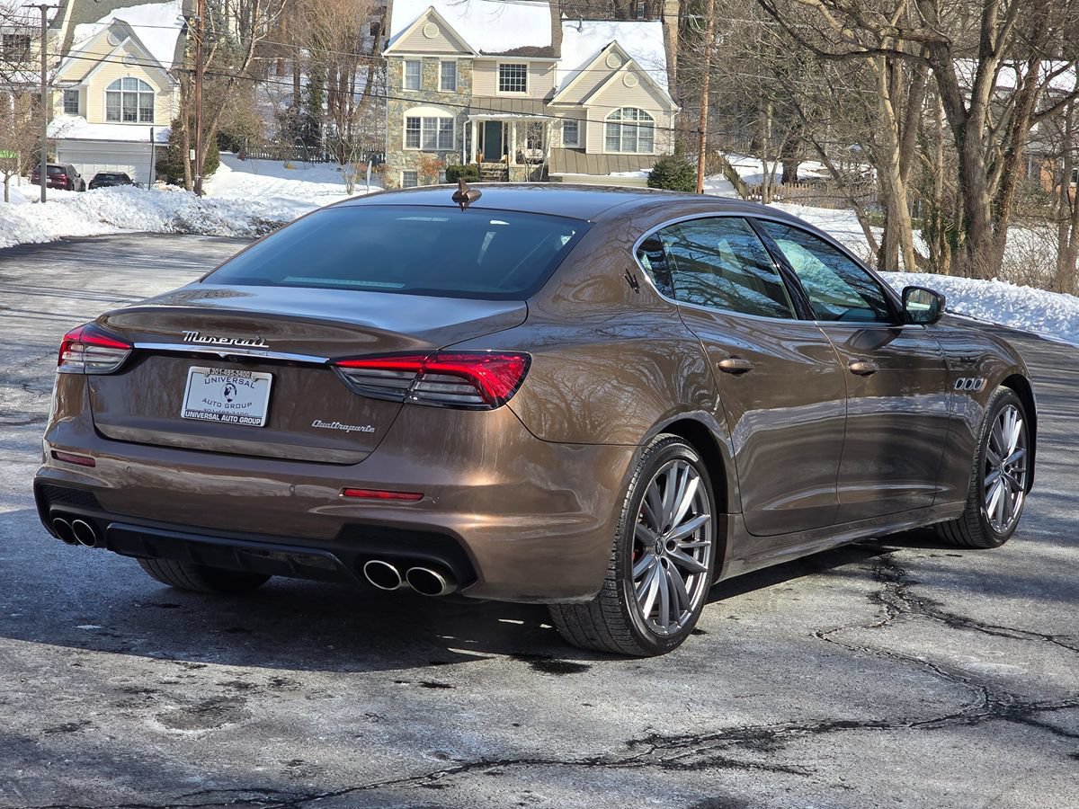 Used 2022 Maserati Quattroporte Modena RWD image 6