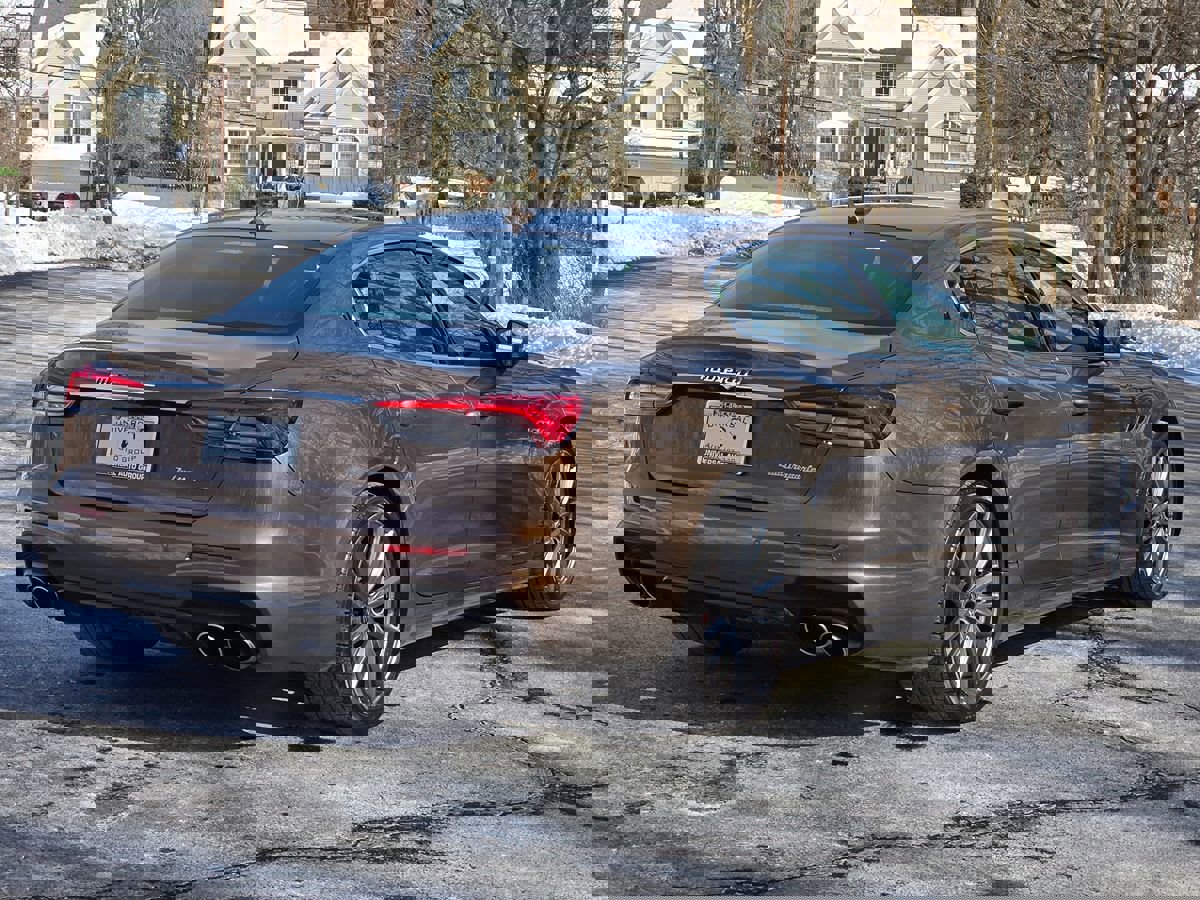 Used 2022 Maserati Quattroporte Modena image 6