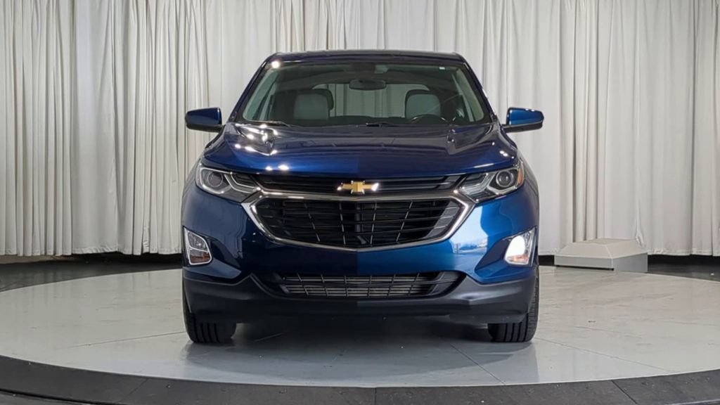 Used 2020 Chevrolet Equinox LT w/ Driver Convenience Package FWD image 3