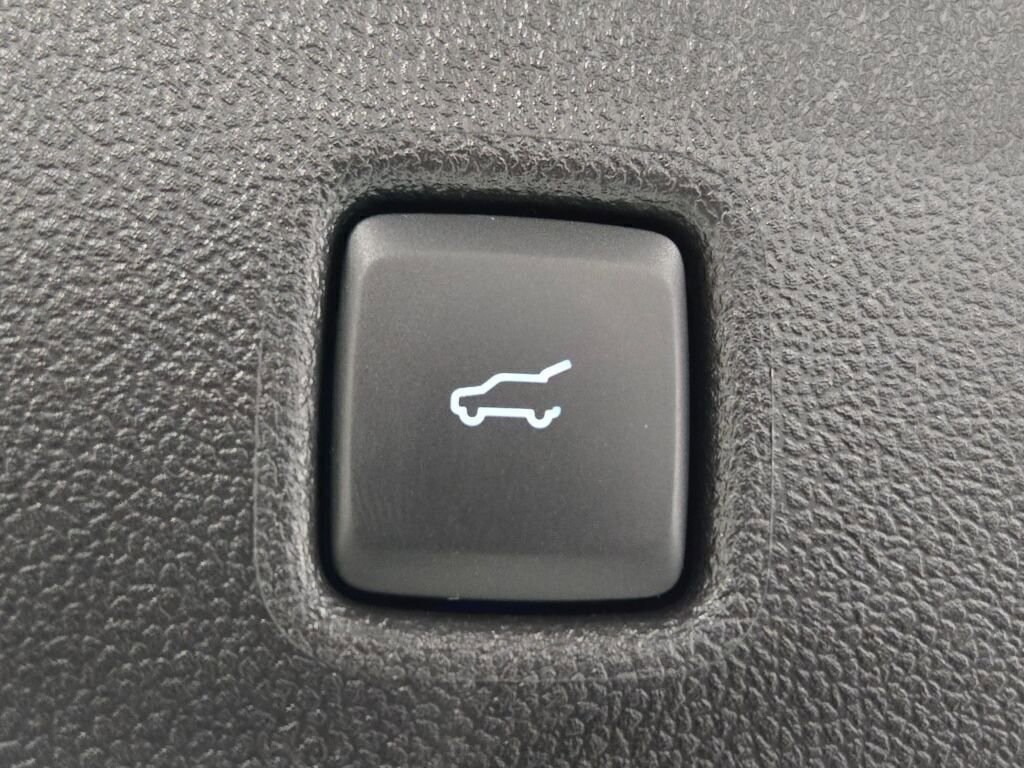 New 2025 Ford Escape Active w/ Cold Weather Package image 17