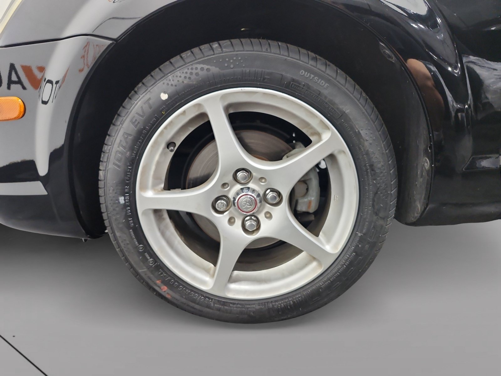 Used 2001 Toyota MR2 RWD image 14