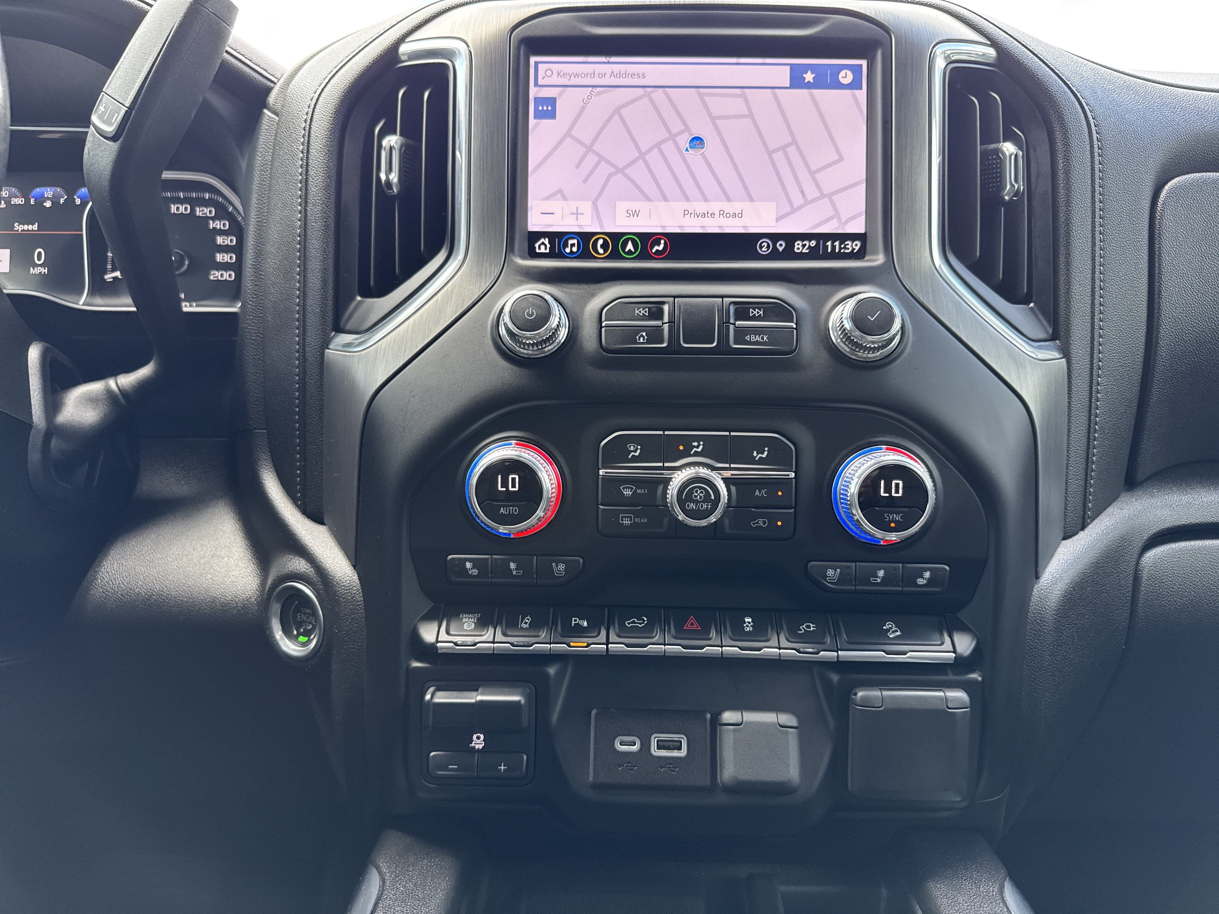 Used 2022 GMC Sierra 2500 Denali AWD/4WD image 30