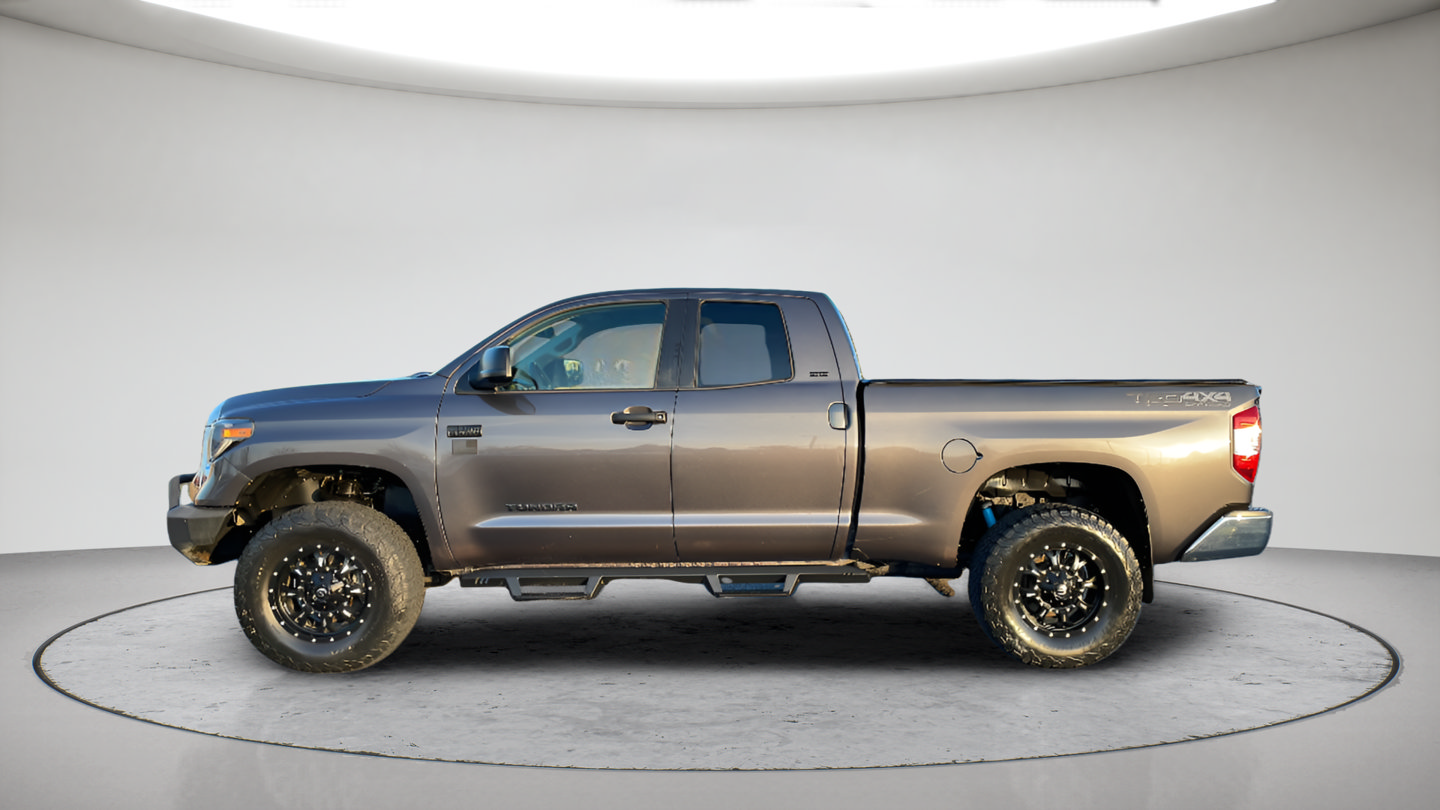 Certified 2019 Toyota Tundra SR5 w/ TRD Off Road Package AWD/4WD image 8