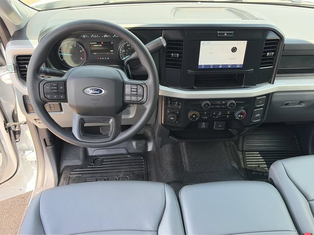 New 2026 Ford F550 4x4 Supercab Super Duty image 8