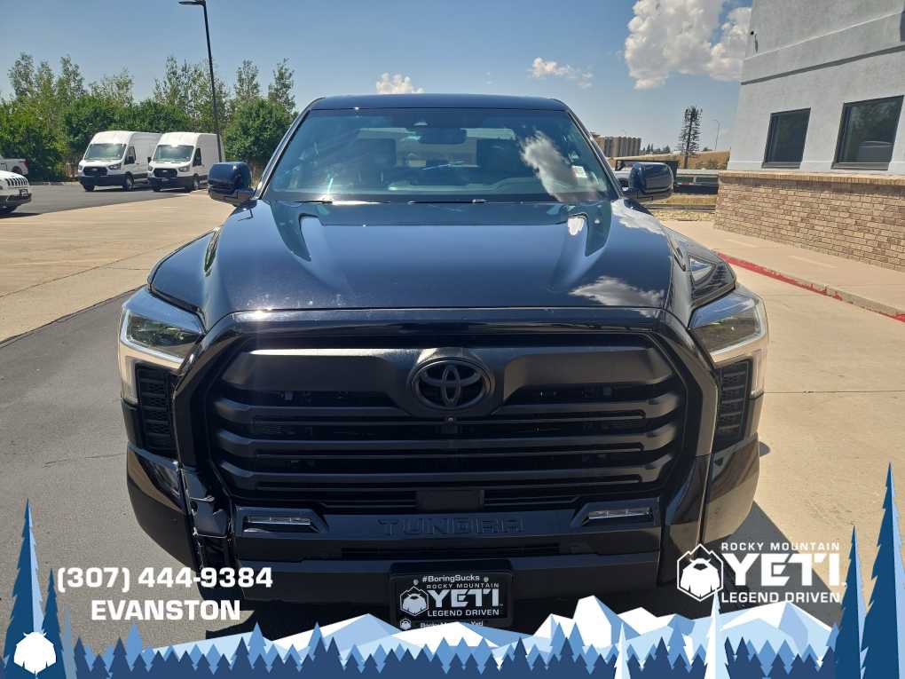 Used 2025 Toyota Tundra Limited AWD/4WD image 9