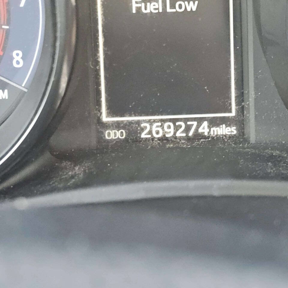 Used 2016 Scion iM Base 4dr Hatchback CVT image 9