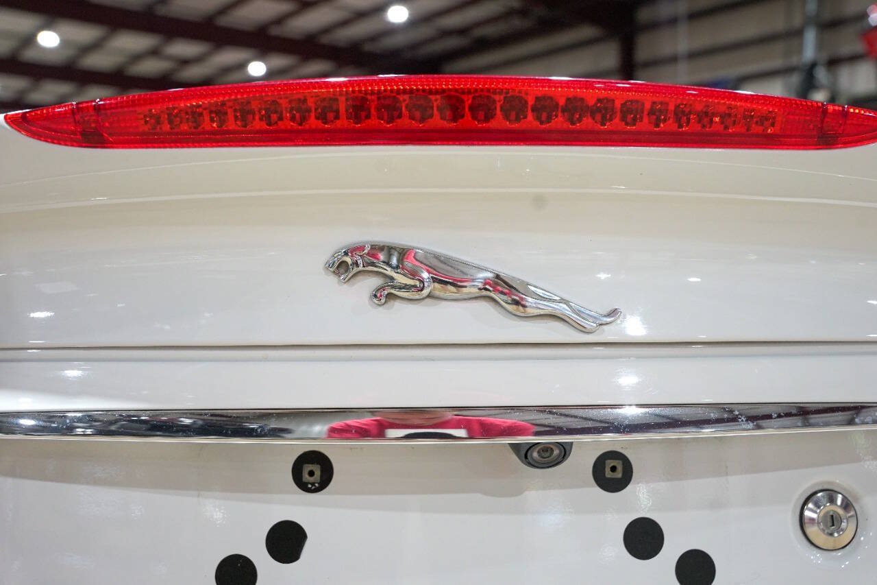 Used 2014 Jaguar XKR R RWD image 40