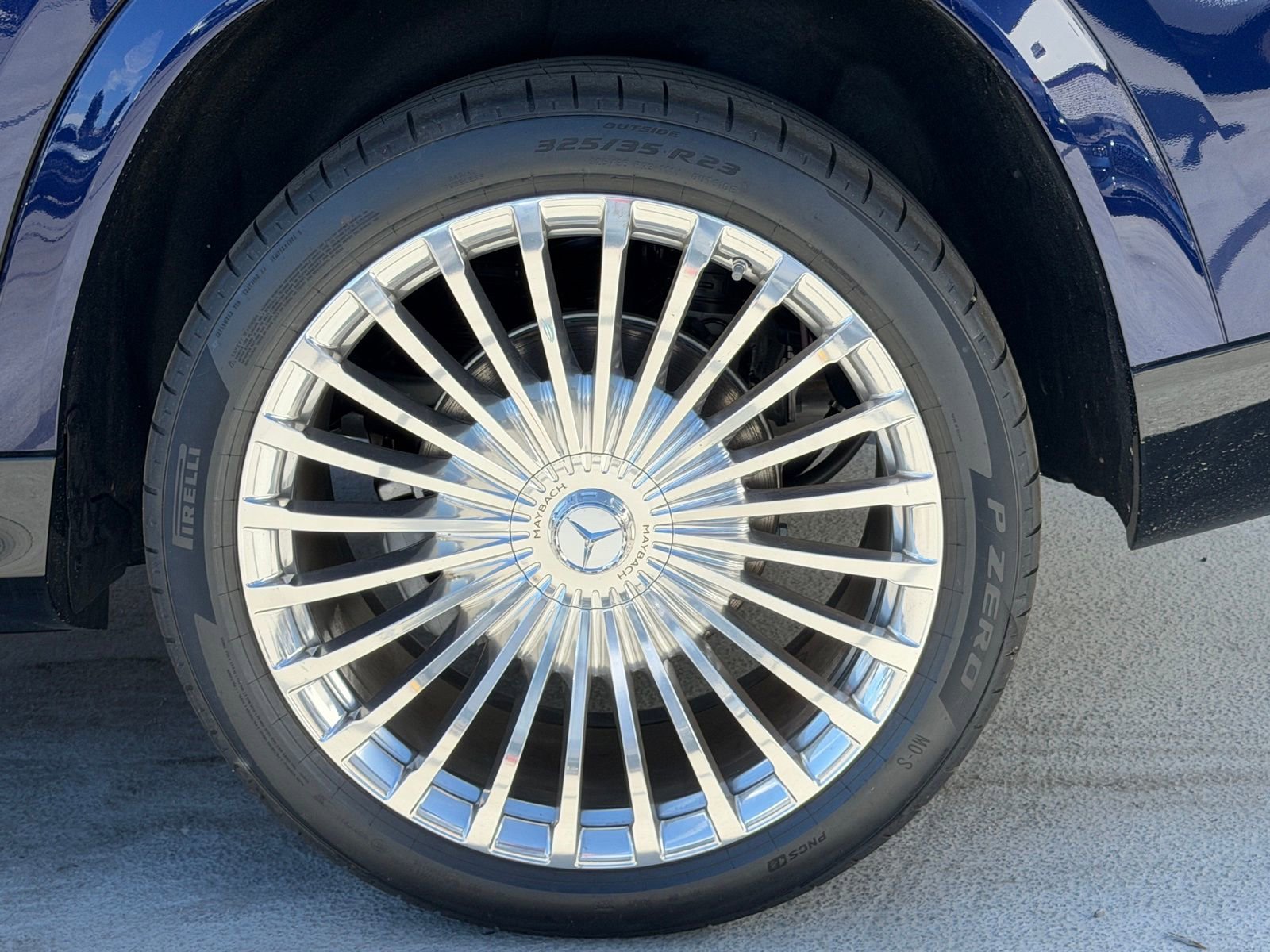 New 2026 Mercedes-Benz Maybach GLS 600 4MATIC image 15