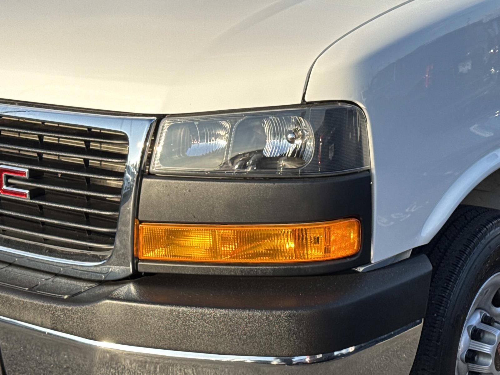 Used 2024 GMC Savana 2500 Work Van w/ Driver Convenience Package image 27