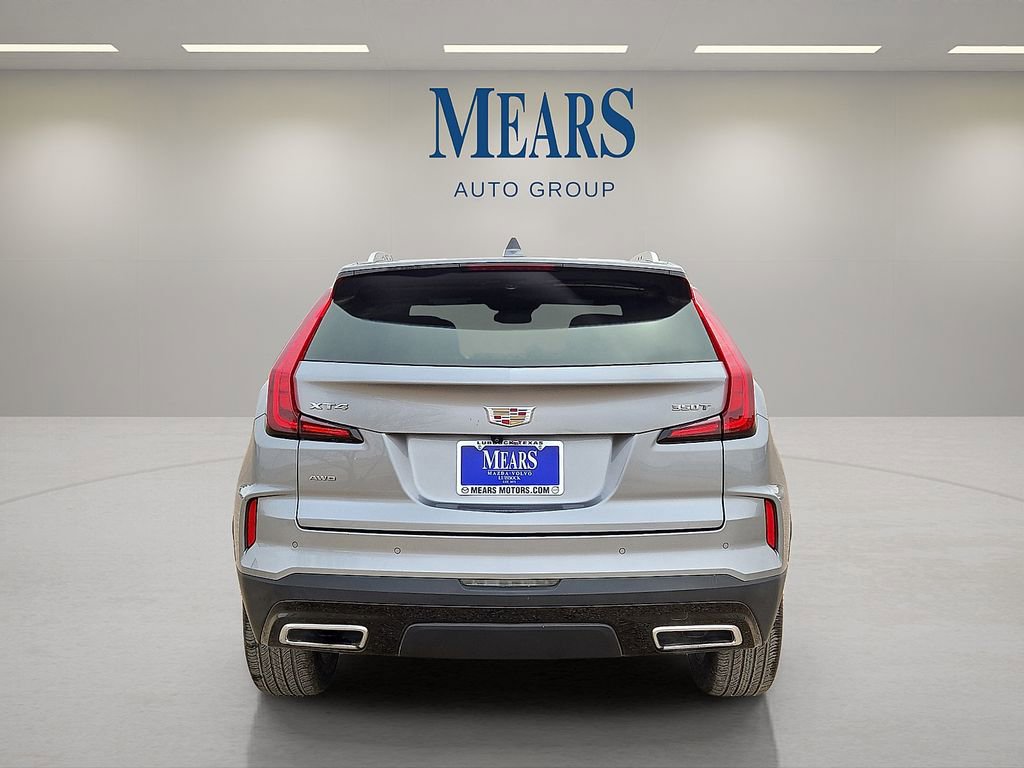 Used 2024 Cadillac XT4 Premium Luxury AWD/4WD image 4