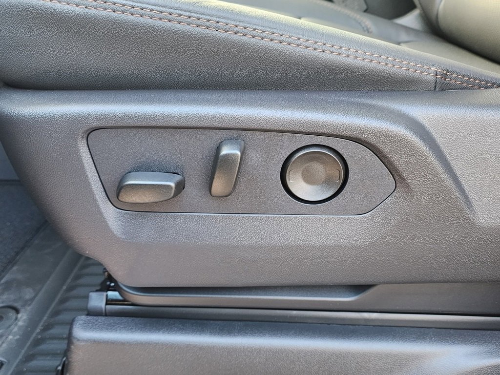 New 2026 GMC Sierra 1500 AT4 w/ AT4 Premium Package image 19