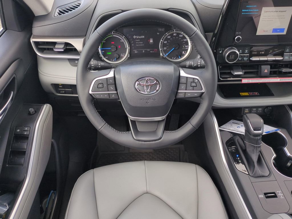 New 2026 Toyota Highlander XLE image 15