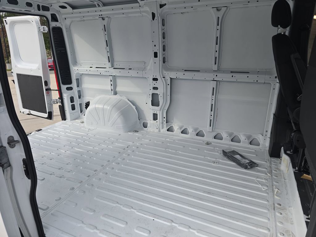 New 2026 RAM ProMaster 2500 w/ Convenience Group FWD image 11