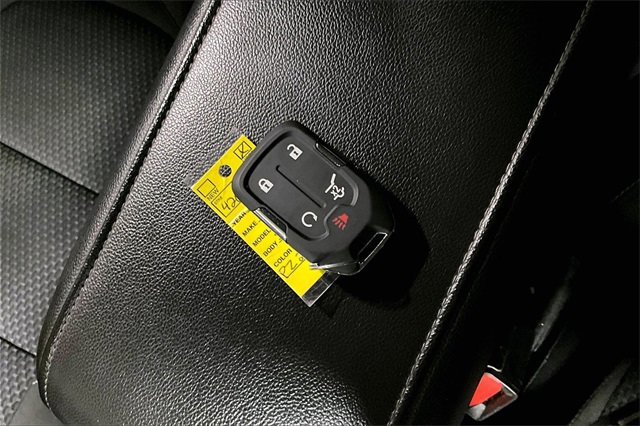 Certified 2023 GMC Acadia SLE w/ Driver Convenience Package image 29