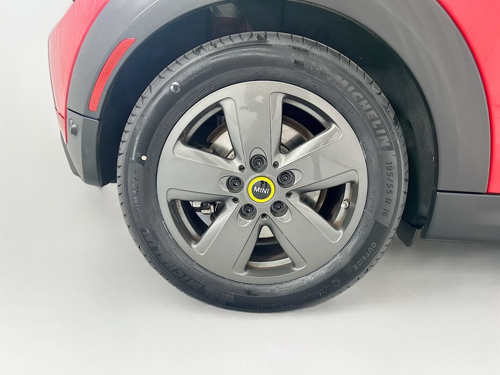 Used 2024 MINI Cooper SE FWD image 34
