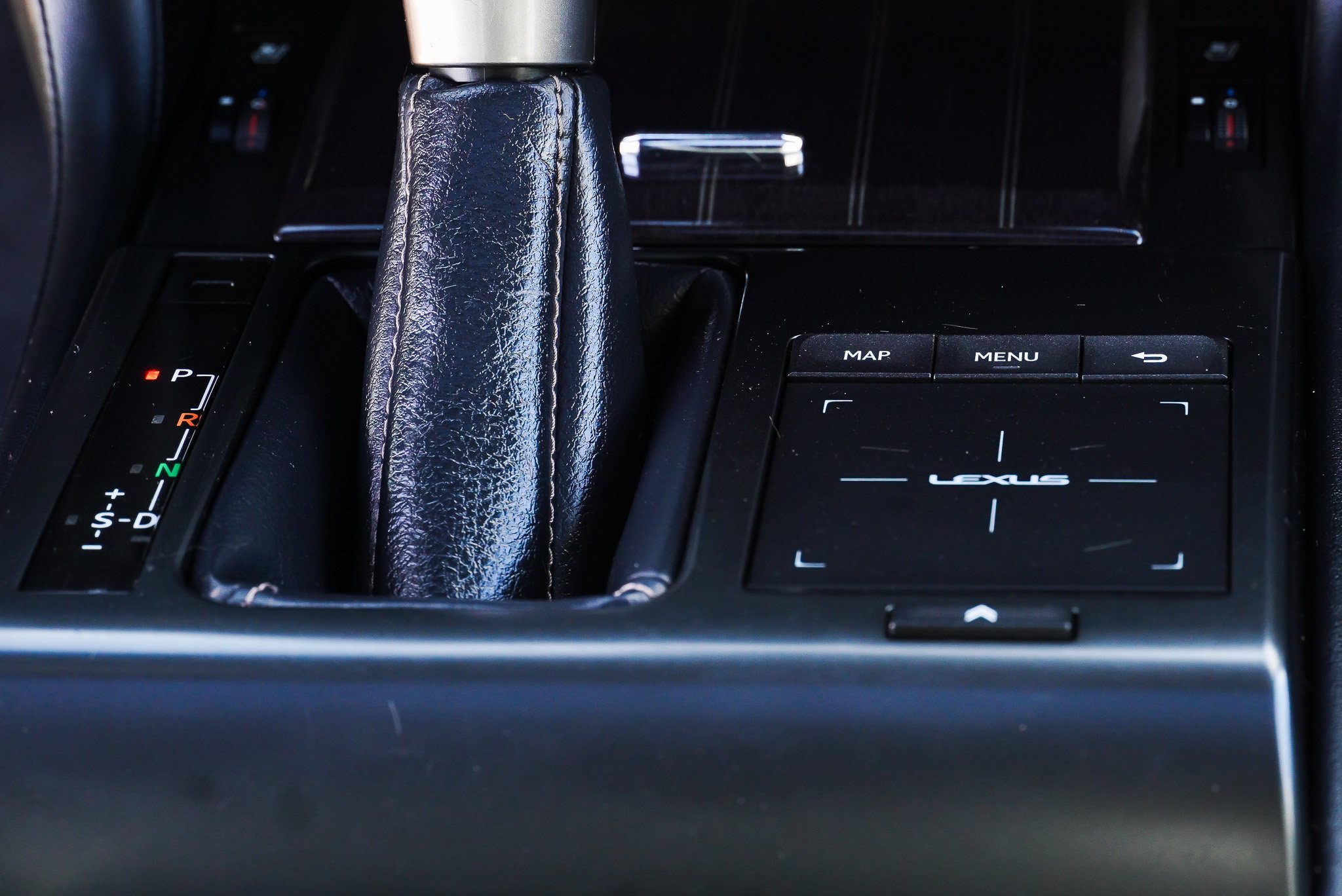Used 2023 Lexus GX 460 Premium w/ Accessory Package AWD/4WD image 42