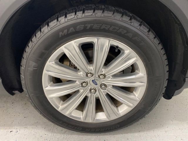 Used 2020 Ford Explorer Limited w/ Class III Trailer Tow Package image 8