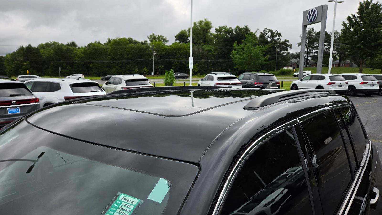Used 2025 Jeep Grand Cherokee Limited w/ Luxury Tech Group II RWD image 11