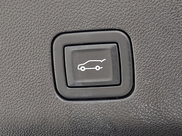Used 2021 Chevrolet Tahoe Z71 AWD/4WD image 28