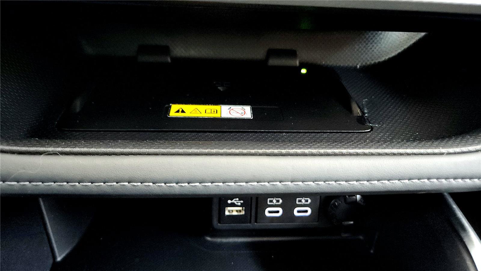 Certified 2025 Toyota Highlander Platinum image 37