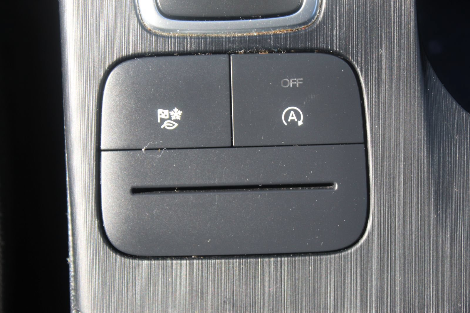 Used 2022 Ford Escape SE FWD image 31