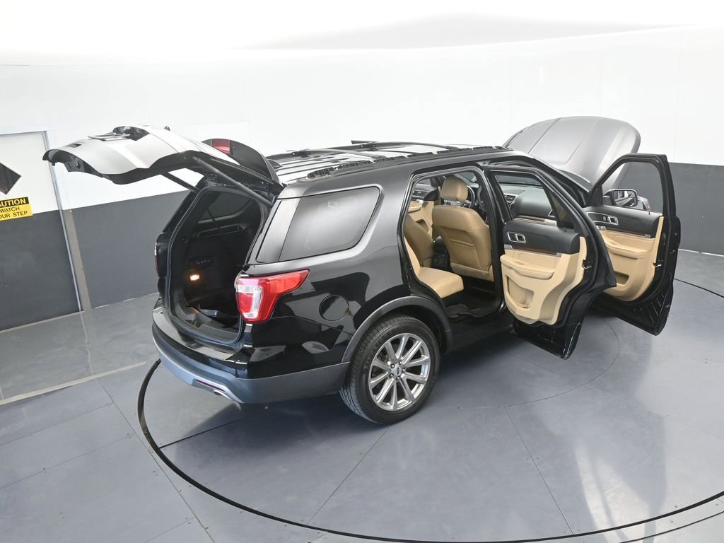 Used 2017 Ford Explorer Limited image 75