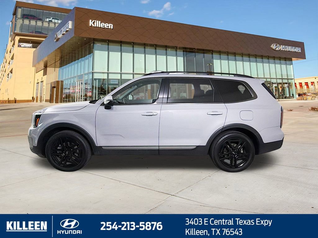 Used 2023 Kia Telluride EX X-Line image 4