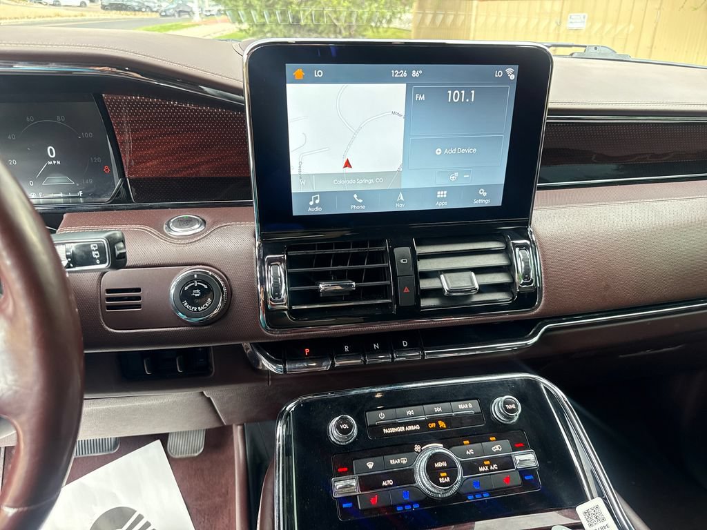 Used 2018 Lincoln Navigator Black Label AWD/4WD image 17