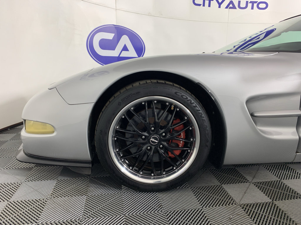 Used 1999 Chevrolet Corvette Convertible w/ Memory Pkg image 12