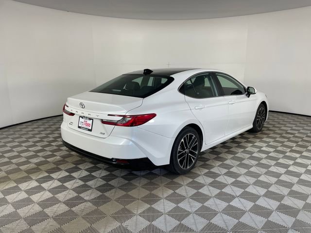 Used 2025 Toyota Camry XLE AWD/4WD image 15