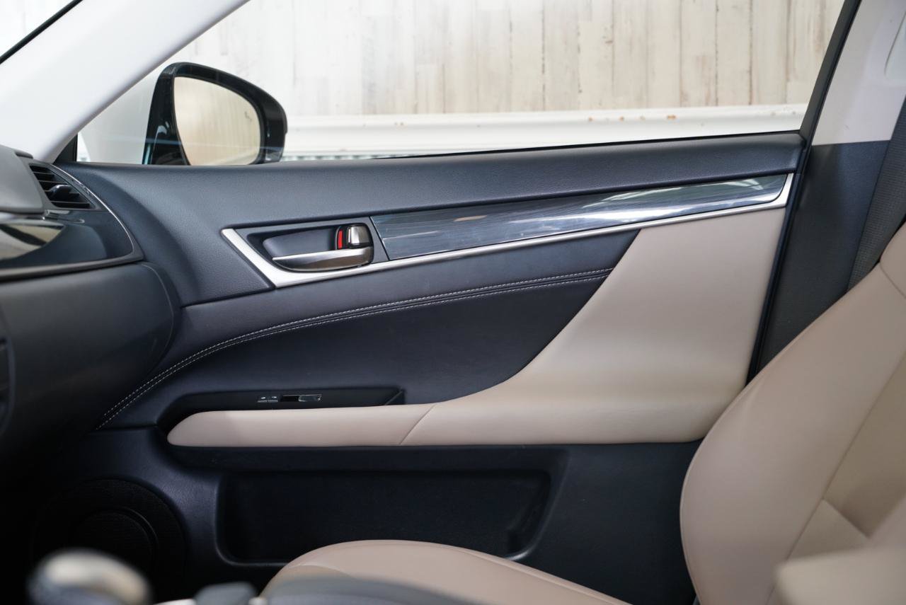 Used 2016 Lexus GS 200t RWD image 32