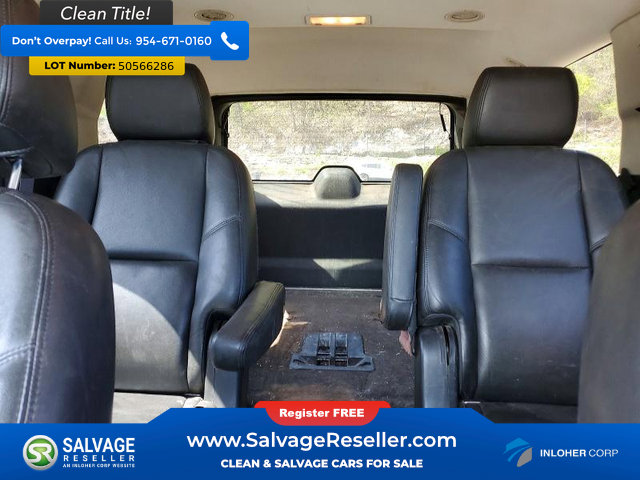 Used 2013 Cadillac Escalade Premium AWD/4WD image 13