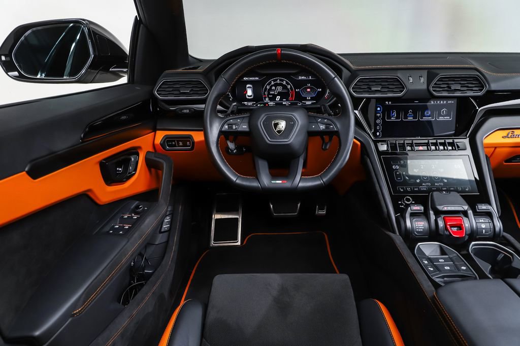Used 2023 Lamborghini Urus S AWD/4WD image 14