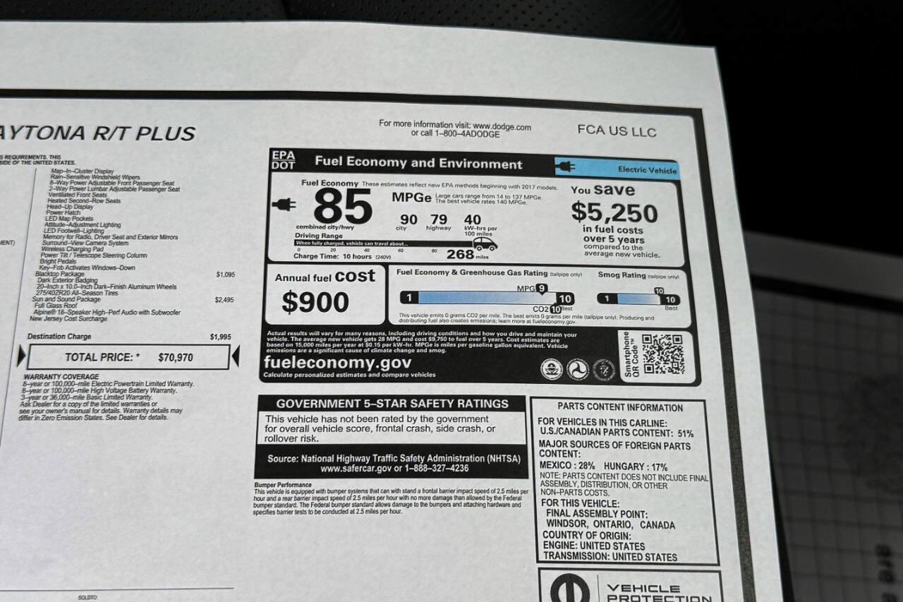 Used 2024 Dodge Charger R/T w/ Plus Group image 39