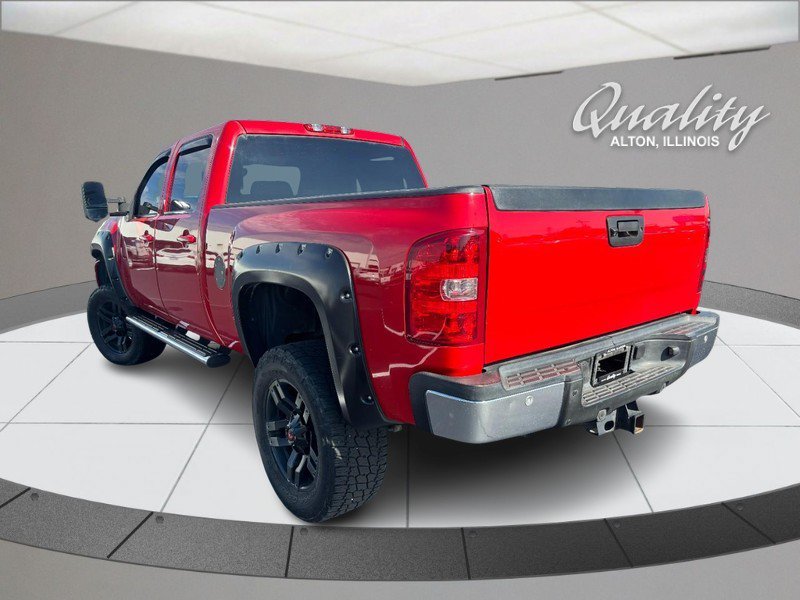 Used 2011 Chevrolet Silverado 2500 LT w/ Interior Plus Package AWD/4WD image 6