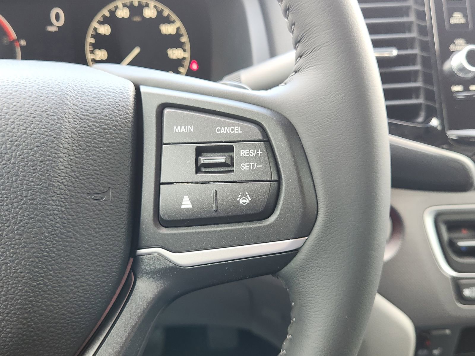 New 2026 Honda Ridgeline RTL image 32