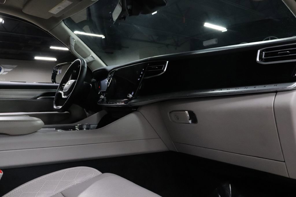 Used 2023 Jeep Grand Wagoneer Series II w/ Premium Group II image 30