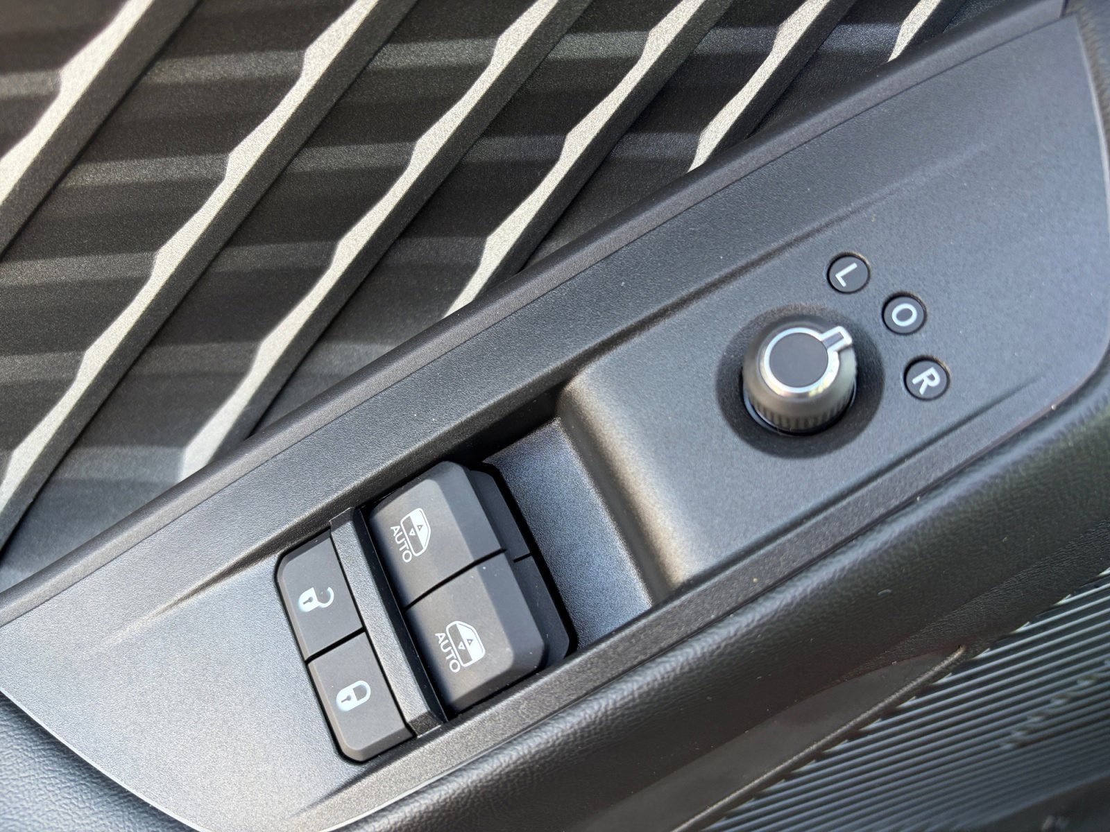 New 2026 Dodge Charger Scat Pack w/ Blacktop Package AWD/4WD image 16