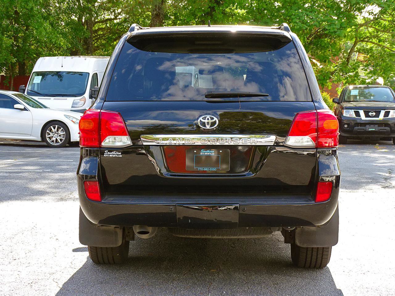 Used 2015 Toyota Land Cruiser AWD/4WD image 11