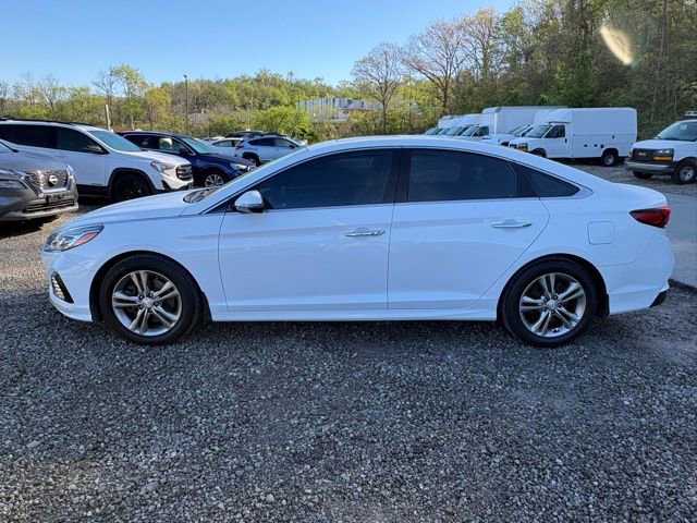 Used 2019 Hyundai Sonata Limited FWD image 2