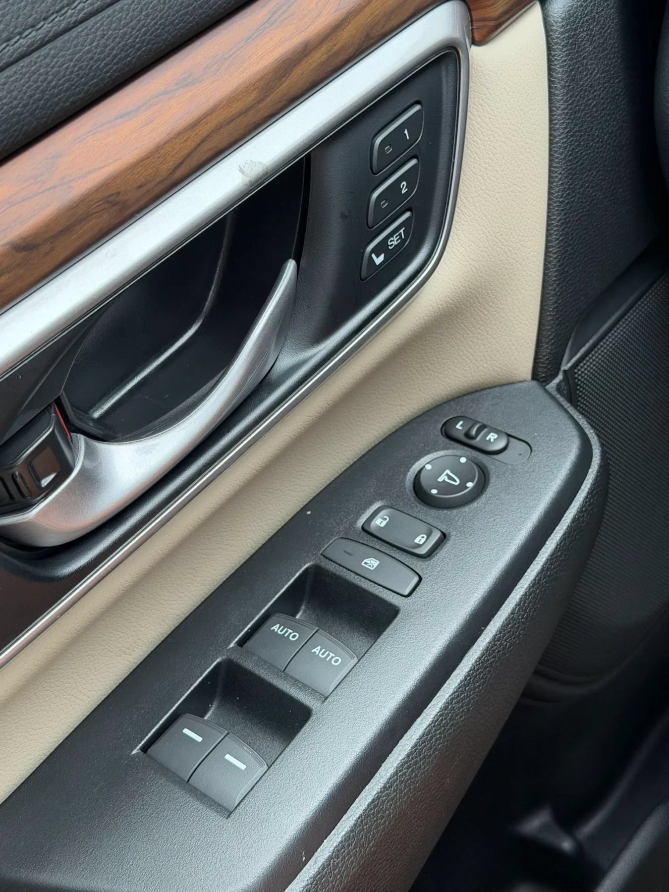 Used 2022 Honda CR-V EX-L image 27