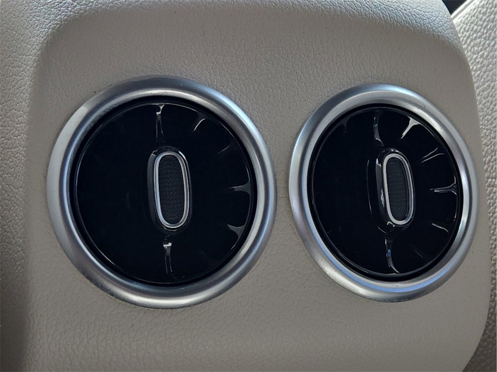 New 2026 Mercedes-Benz GLB 250 image 11