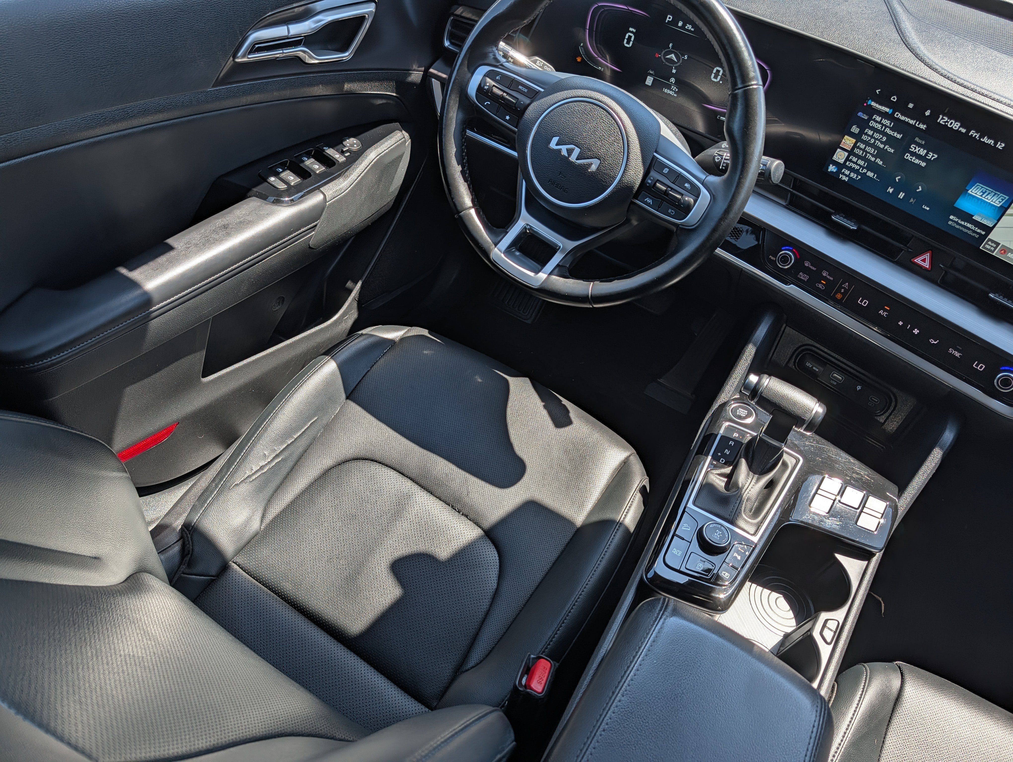 Certified 2023 Kia Sportage EX AWD/4WD image 9
