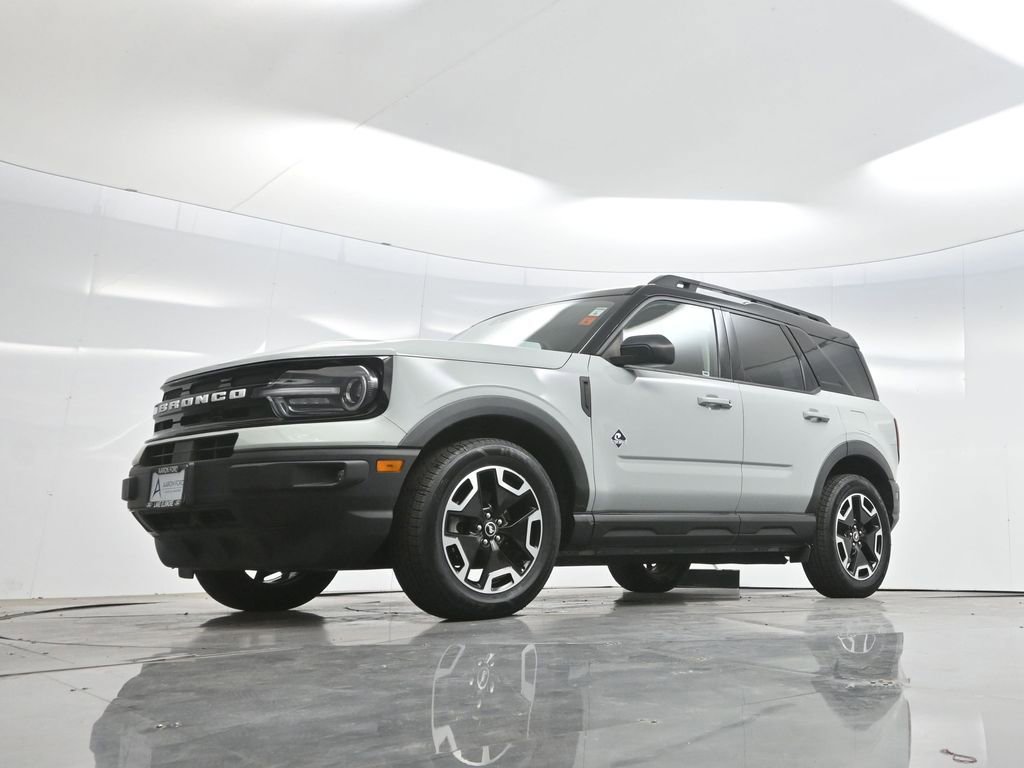 Used 2022 Ford Bronco Sport Outer Banks w/ Tech Package AWD/4WD image 54