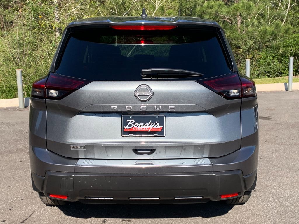 New 2026 Nissan Rogue SV image 4