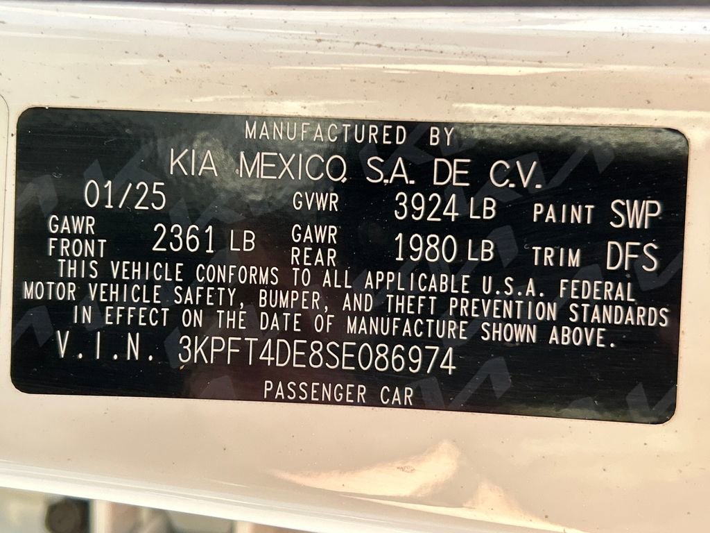 Used 2025 Kia K4 LXS image 31
